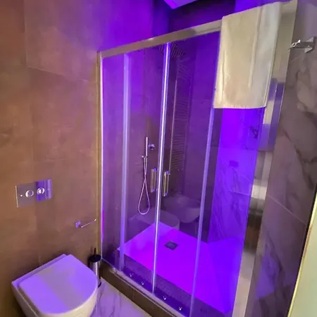 فندق مبيت وإفطار Borgiarooms ميلاتسو