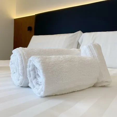 Borgiarooms Bed and Breakfast Μιλάτσο
