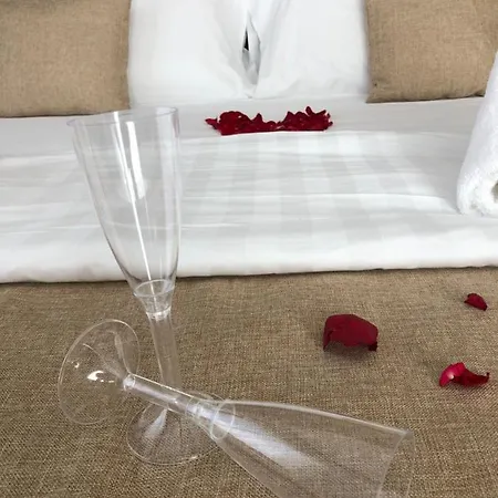 Borgiarooms Bed and Breakfast Μιλάτσο